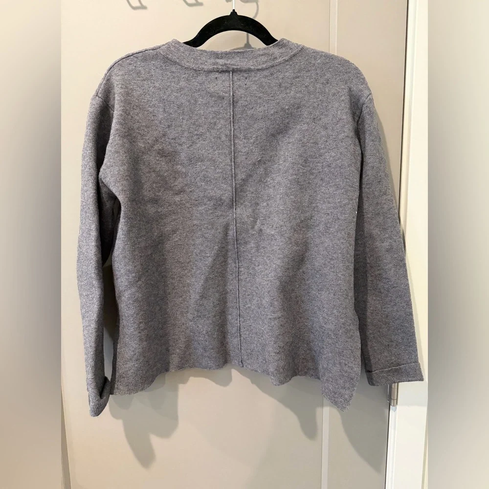 Zara Knit Sweater Gray Split Seams High Low Cropped Pullover - Picture 3 of 4